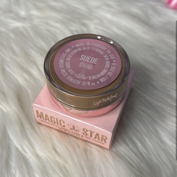 Jeffree Star Suede Luminous Magic Star Setting Powder - Picture 3 of 5
